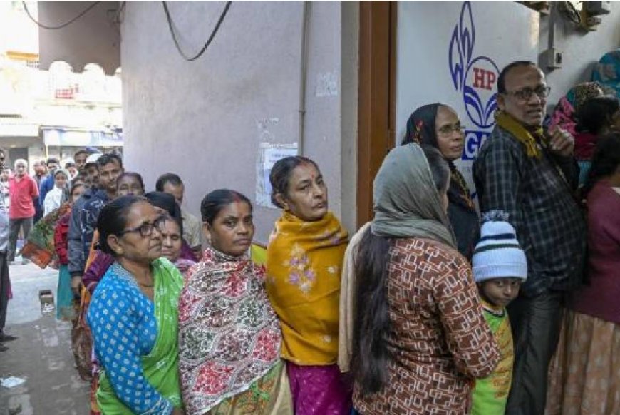 Misinformation and Long Lines: Clarifying the Aadhaar Authentication Process for LPG Customers in West Benga