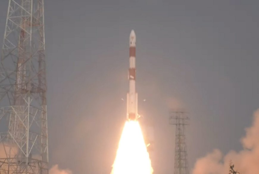 ISRO Successfully Launches XPoSat: India's First X-Ray Polarimeter Satellite into Orbit