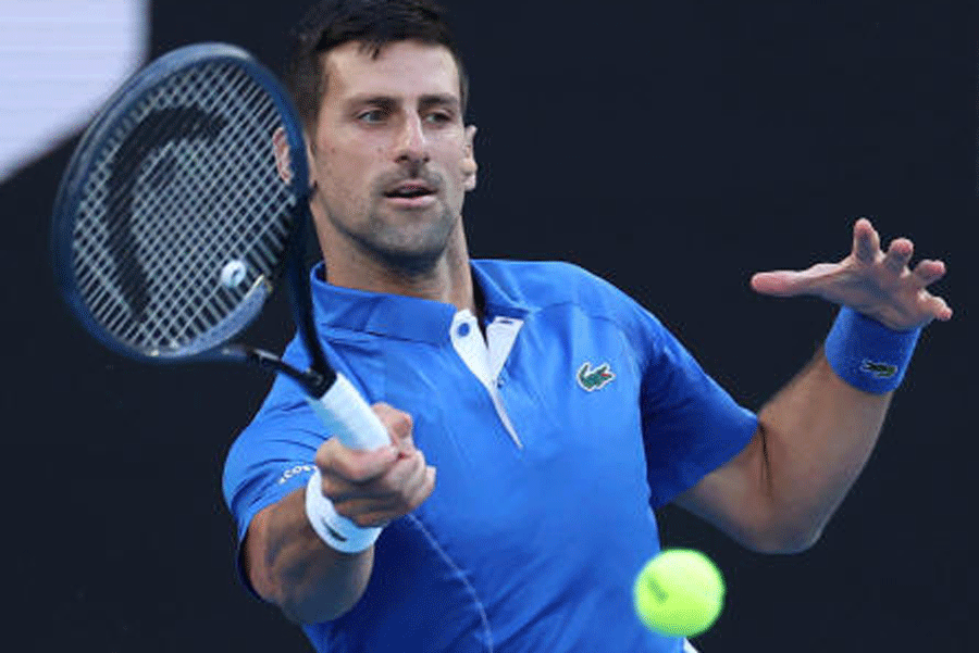 Jannik Sinner Stuns Novak Djokovic, Advances to First Grand Slam Final at Australian Open