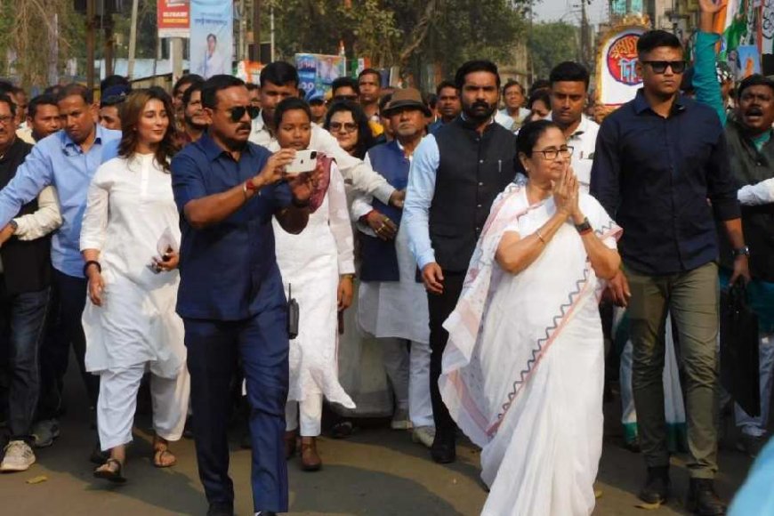Mamata Banerjee Warns Against Deprivation in Trinamul Congress Ranks