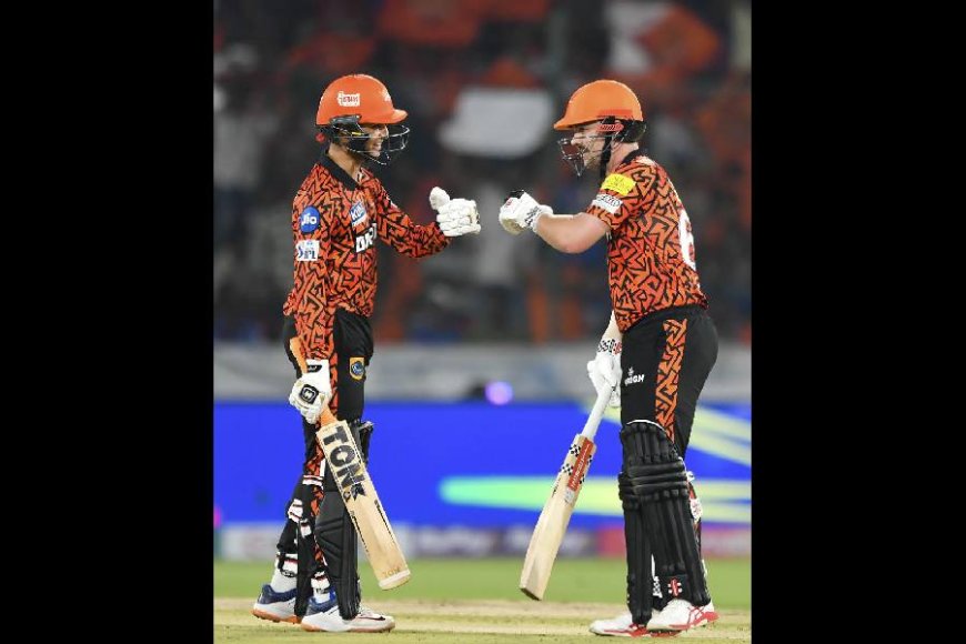 Sunrisers Hyderabad Shine in Record-breaking Six-fest, Defeat Mumbai Indians in IPL Thriller
