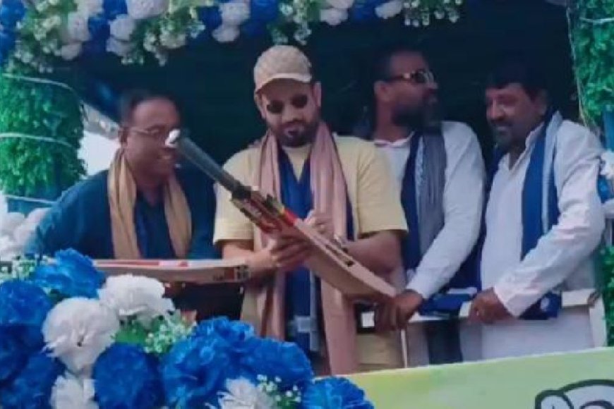 Pathan Brothers Stir Excitement in Behrampore: Irfan Joins Yusuf's Trinamool Campaign